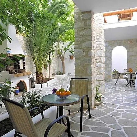 Aparthotel Alexandros