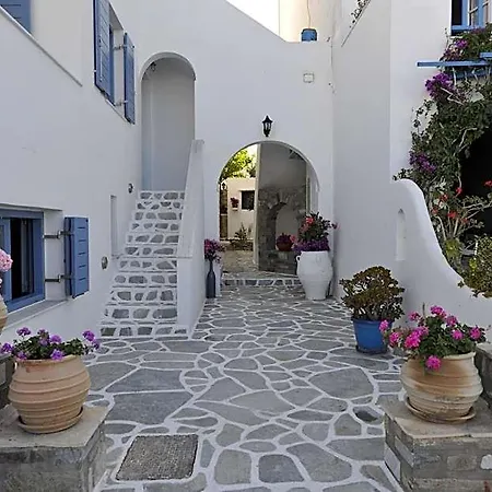 Alexandros Aparthotel Naoussa