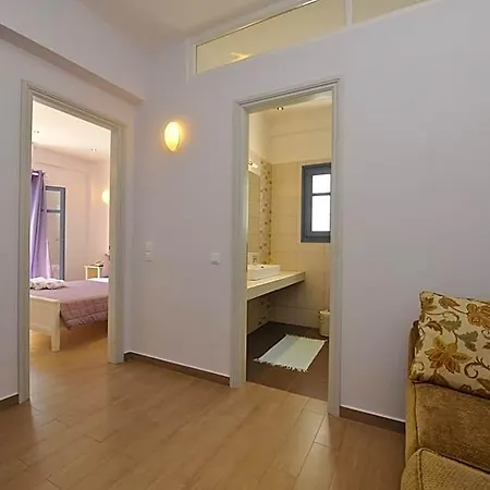 Alexandros Aparthotel